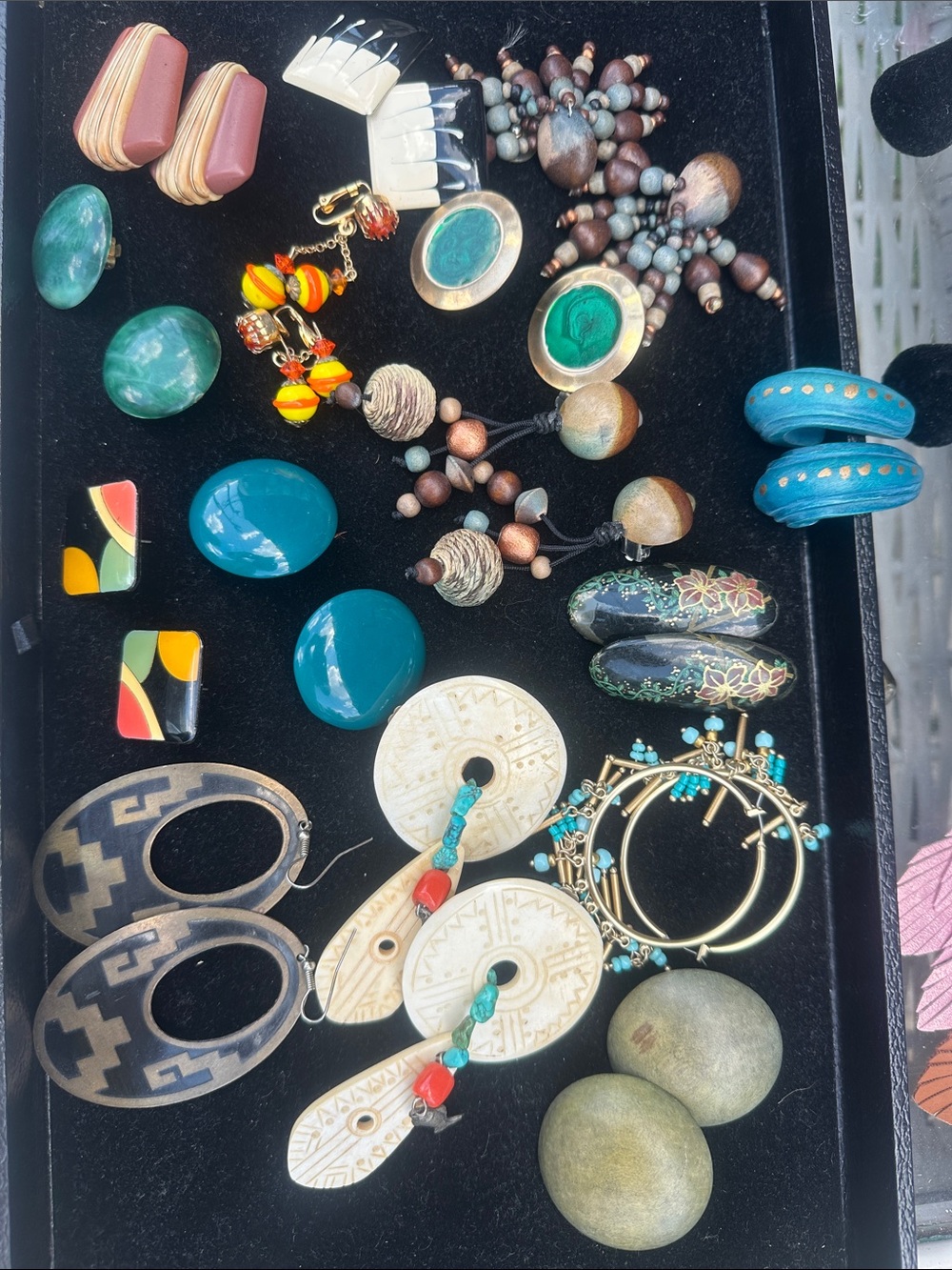 15pairs/ Assorted Turquoise and Green vintage/mod Mixed-Material Earrings